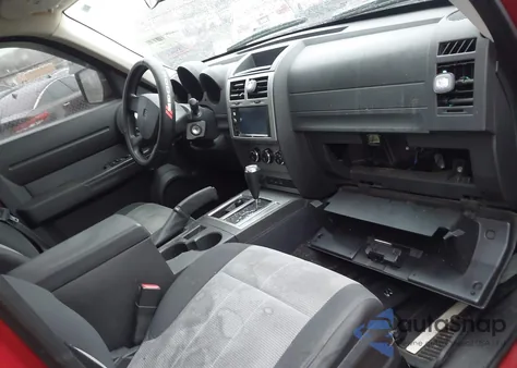 2007 Dodge Nitro Sxt z USA, uszkodzony, nr VIN 1D8GU28K87W589442